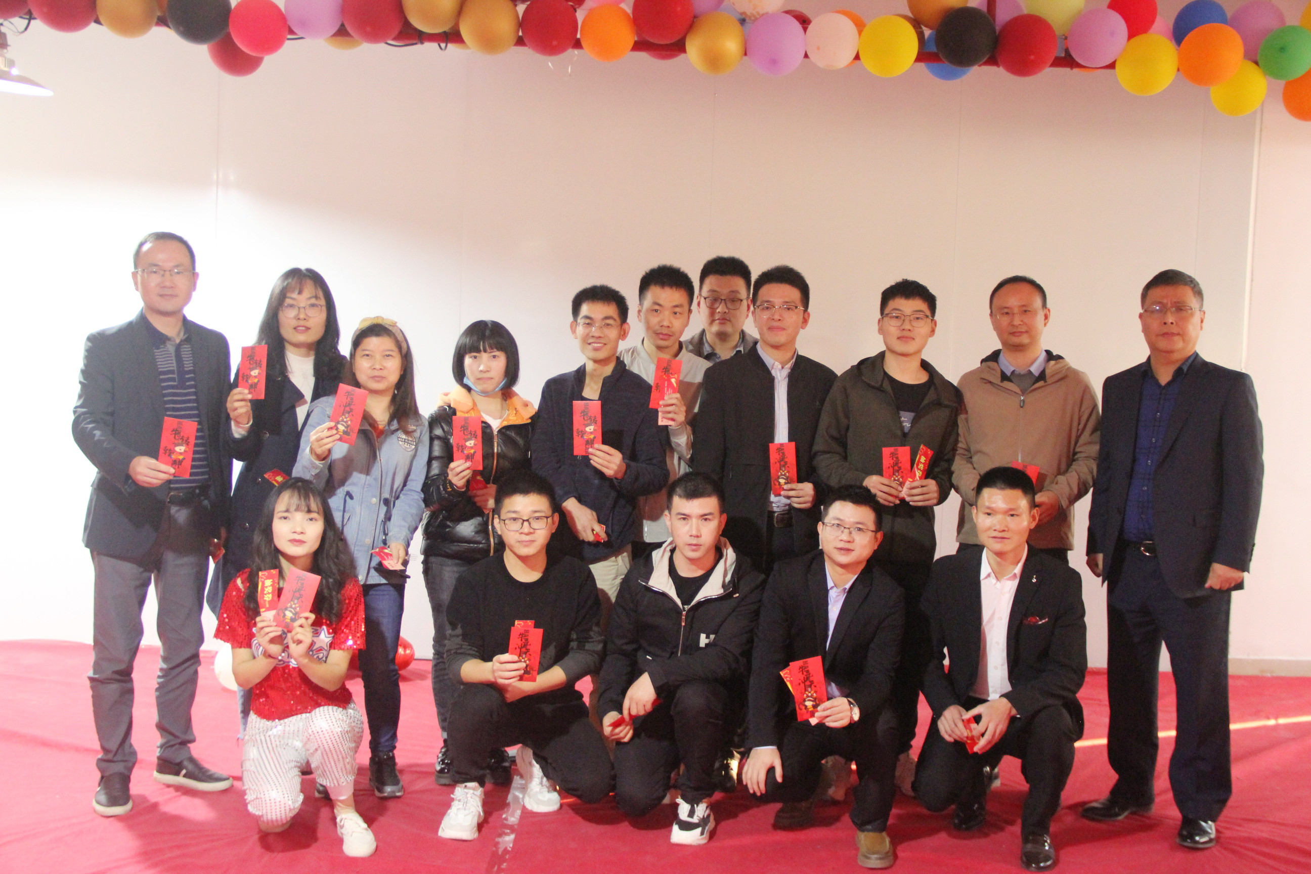 新起点,扬帆起航!热烈祝贺腾博会2020年年度总结表彰大会成功举办! 新起点,扬帆起航!热烈祝贺腾博会2020年年度总结表彰大会成功举办!